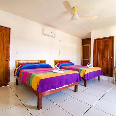 Hotel Martina'S Puerto Escondido  Exteriör bild